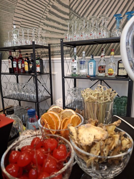 Cocktail bar mobil nunți / Tort de shoturi/Gun /pistol Co2/ Fum greu