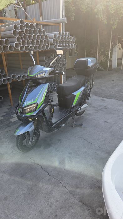 Dugali elektr skuter