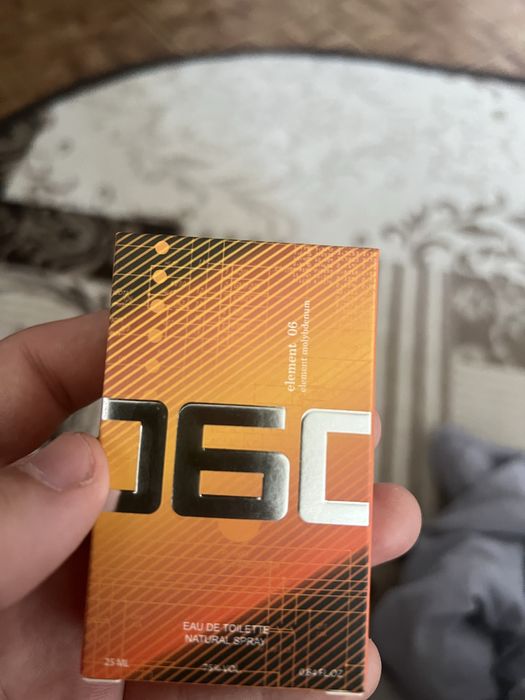 Духи , цена 2000