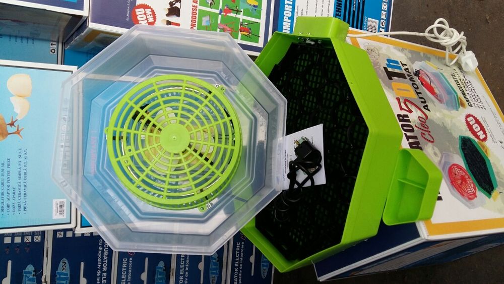 Официален вносител на Румънските инкубатори Cleo5