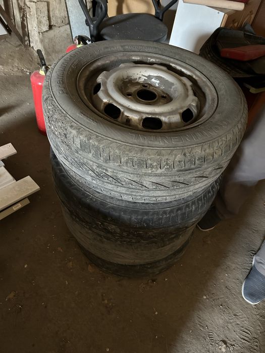 Продам рещину с дисками R14