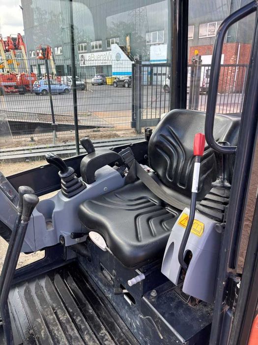 Mini excavator Kubota KX016-4 an 2016 - circa 2.290 ore