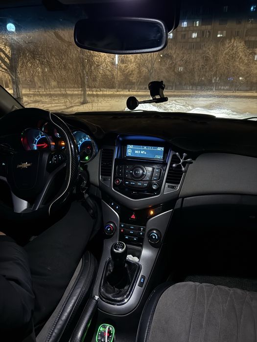 Продам chevrolet cruze