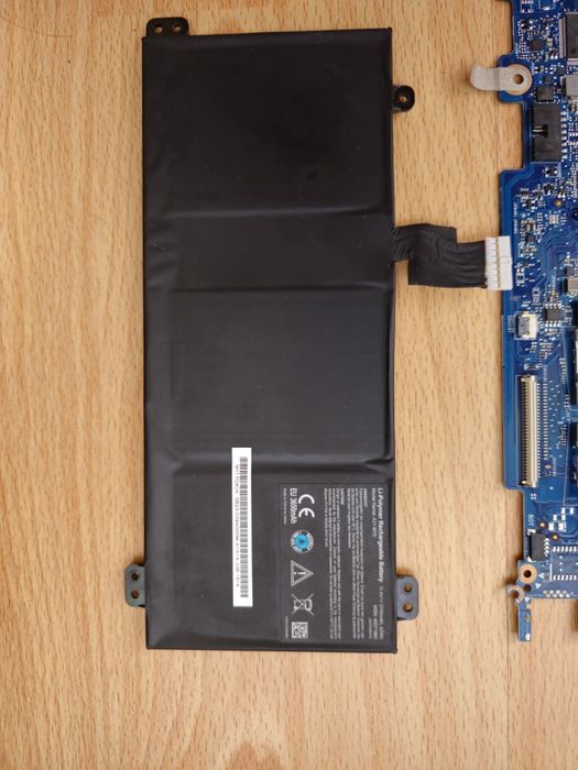 Лаптоп за части Medion E17201