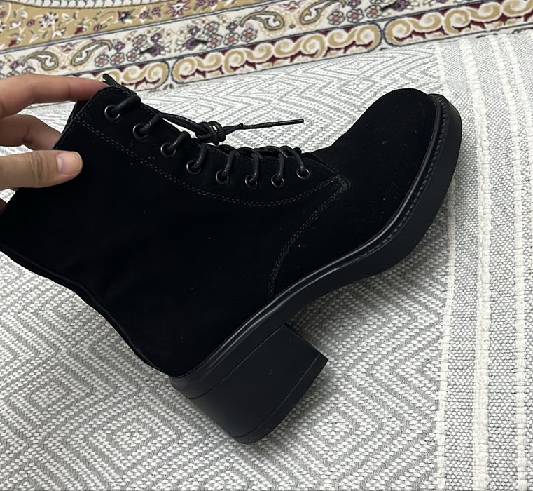 Ботинки утепленные