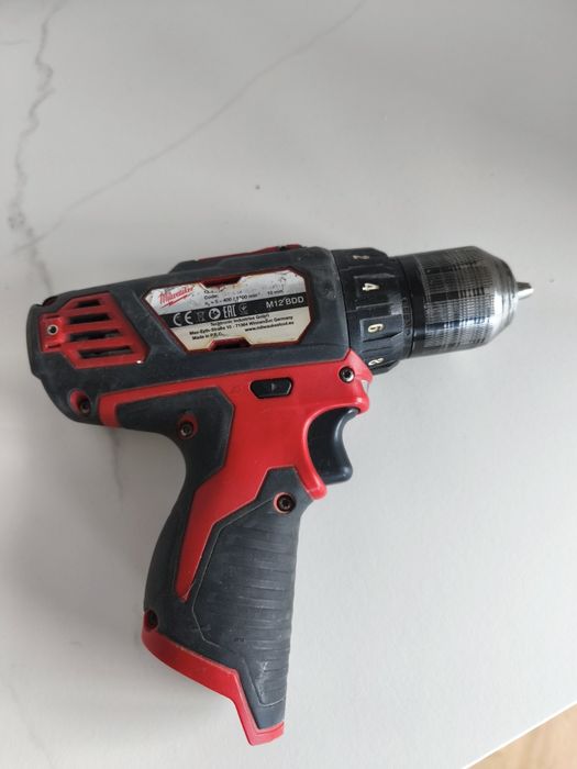 Milwaukee M12 BDD - Акумулаторен винтоверт 12V