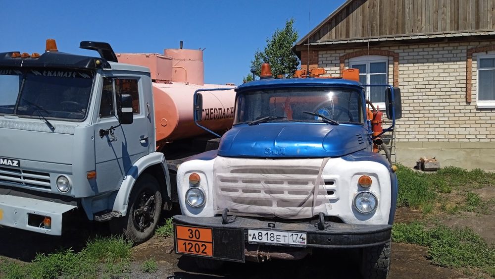 Топливозаправщик ЗИЛ 130