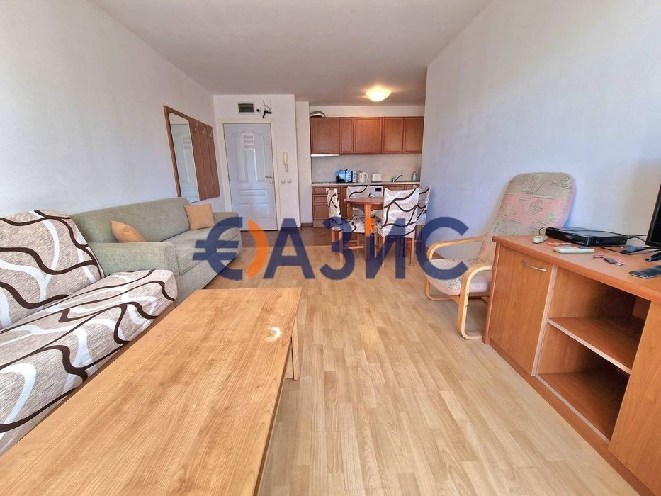 Продава се Двустаен апартамент в Свети Влас - 71 кв.м за 1296 €/кв.м - Снимка #6