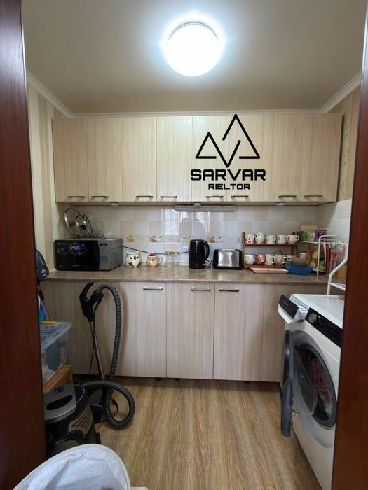 Продам  квартиру на Максима Горького бий