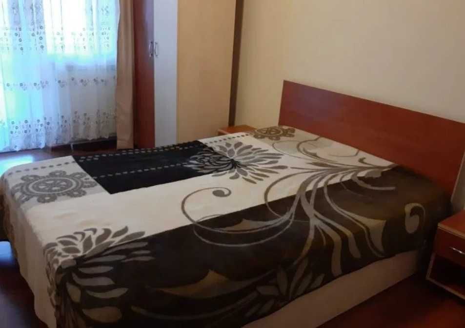 Дава се под наем Тристаен апартамент в Пловдив, Кършияка - 90 кв.м за 306 € - Снимка #3