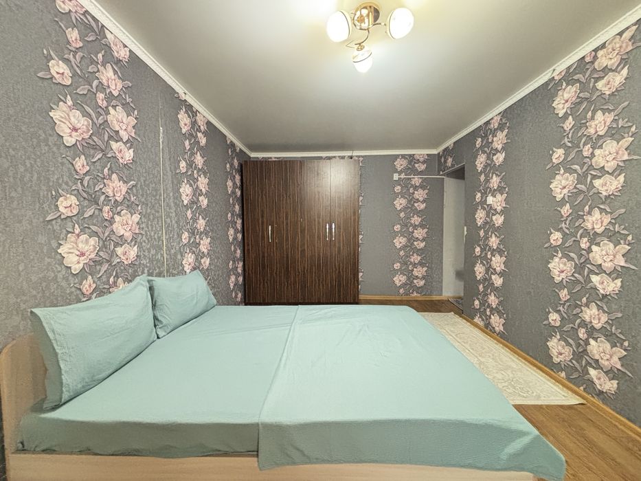 Квартира почасавой