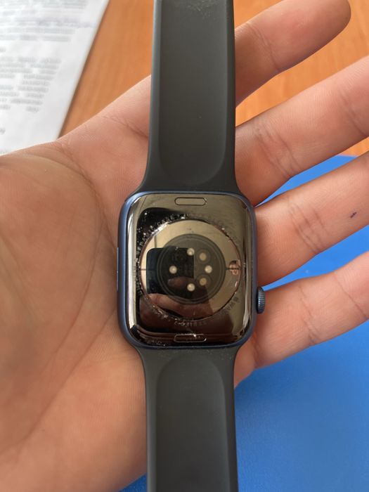 Продам apple watch 7 45mm