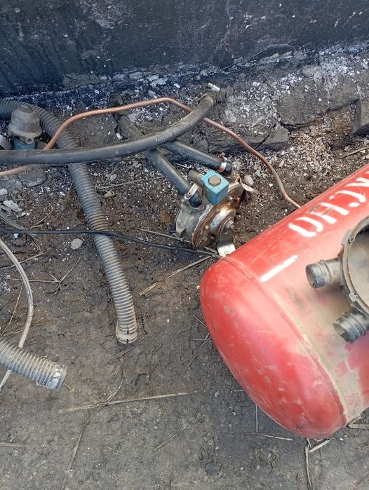 Газ для машину продам