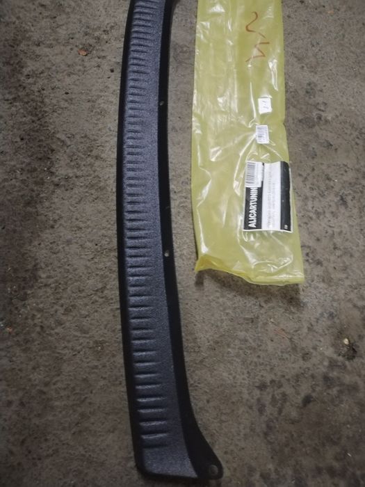 Накладка на задний бампер.