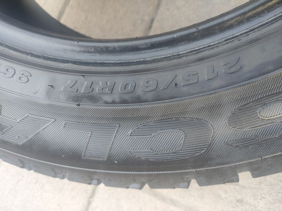 Продам бу шины 215/60/17