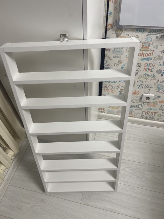 Полки навесные , настенные