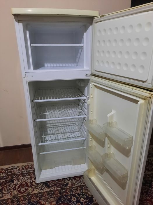 Холодельник сотилади