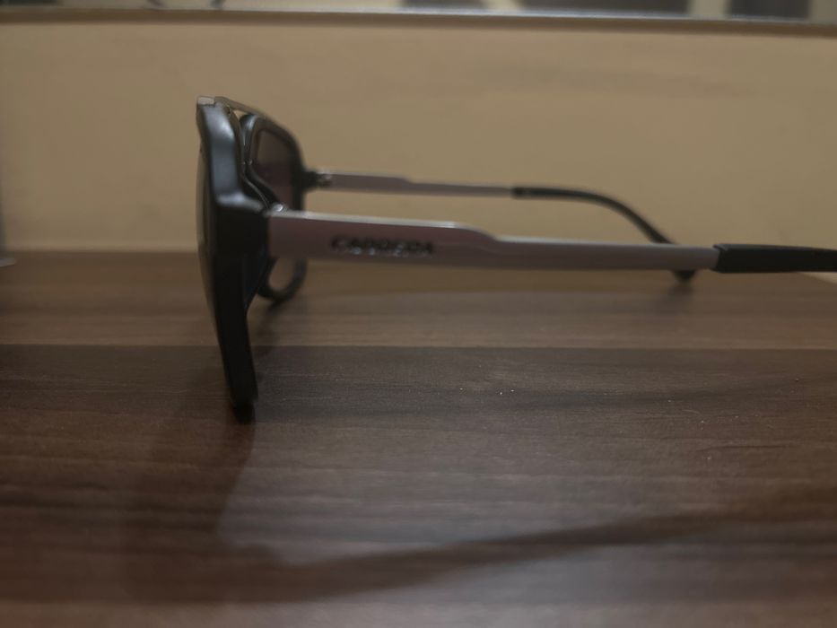 Слънчеви очила CARRERA