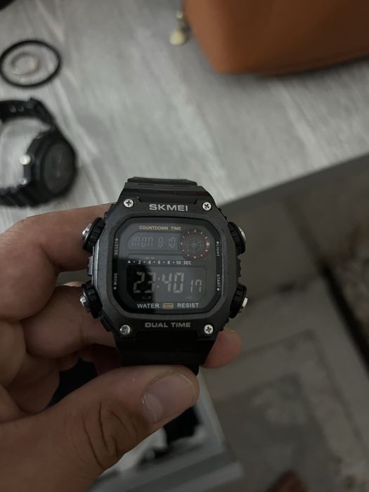 2 та соат сотилади