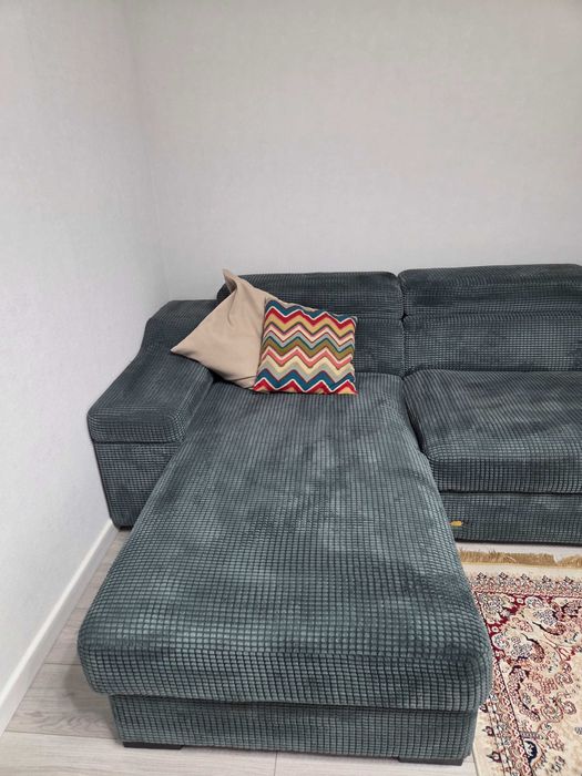 Продам угловой диван