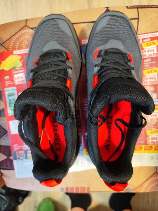 Маратонки ADIDAS TERREX 42,5