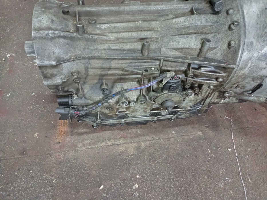 Рециклирана автоматична скоростна кутия за VW Tuareg + хидросъединител