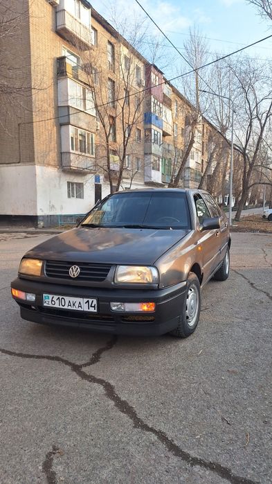 Volkswagen Vento 2.0 1992 год