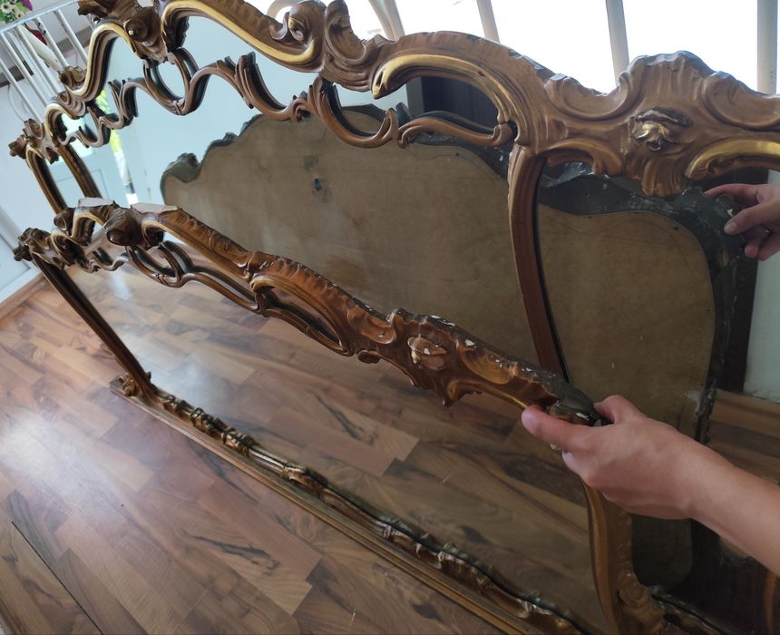 Set 2 oglinzi vintage stil Baroc/Rococo – rame sculptate, aduse din Italia