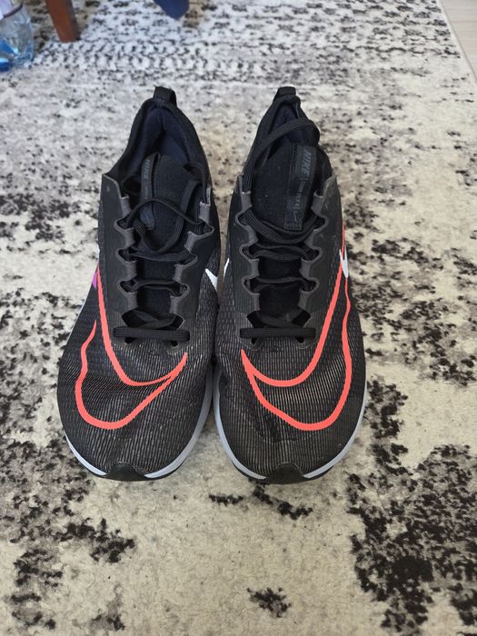 Nike zoom fly 4.