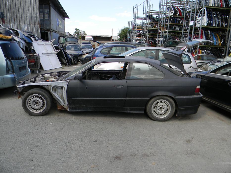 Dezmembrari BMW 3 (E36) (1990-2000) 320 i Benzina