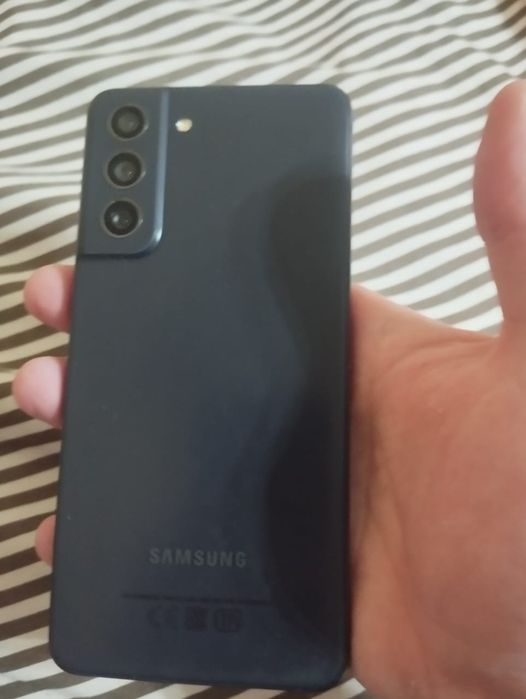 Samsung s21 fe 256g продам или обмен