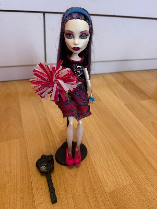 Monster high колекционерска кукла Spectra