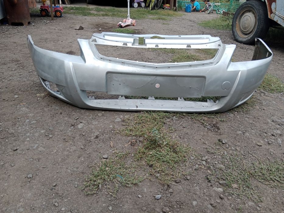 Бампер передний от приоры