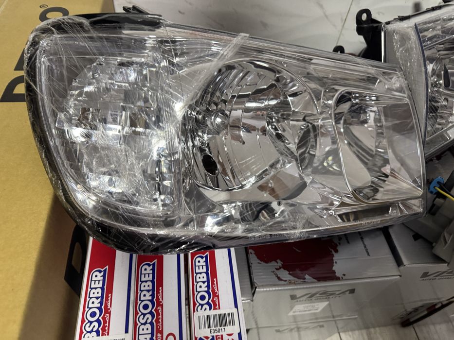 Фара DEPO Toyota Land Cruiser J100 03-