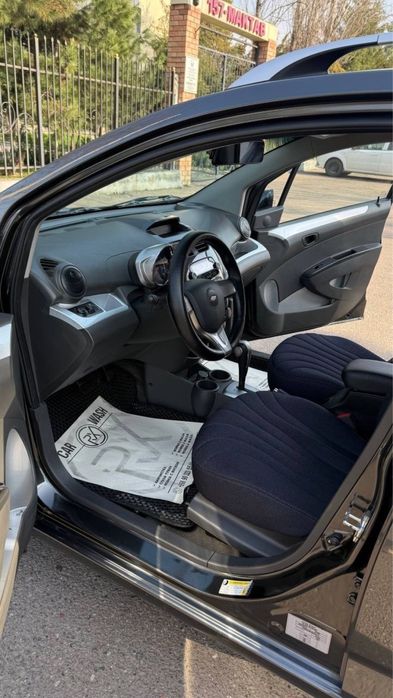 Спарк в отл состоянии, первые руки