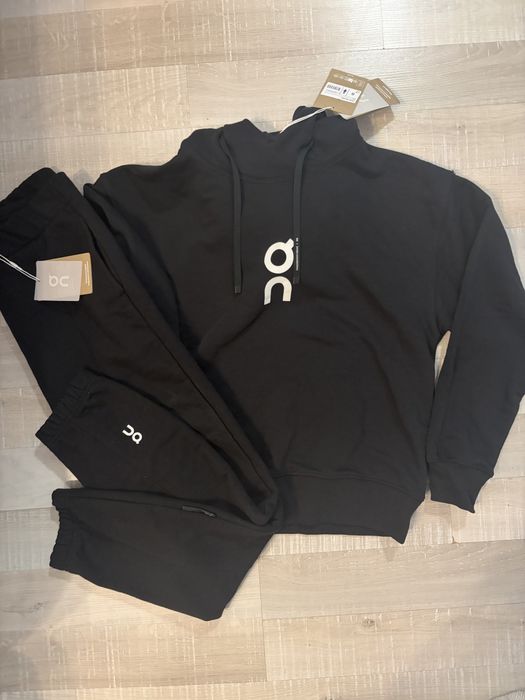 On running екип - club hoody + pant