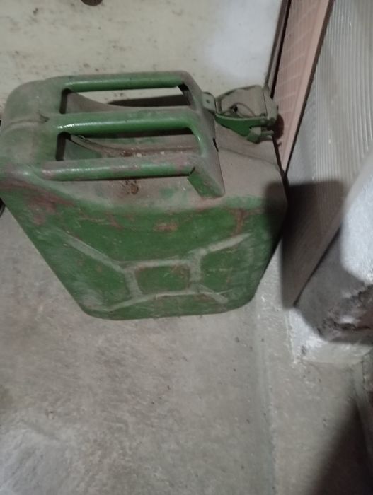 Продам всё что на фото.