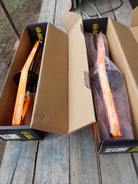 Продам новые Амортизаторы.