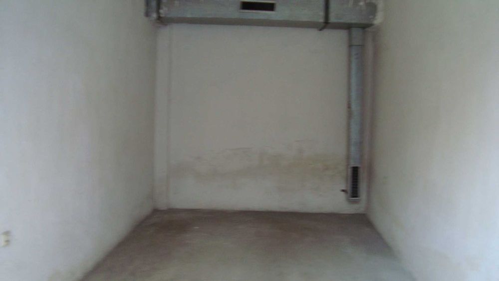 Дава се под наем Гараж / Паркомясто в София, Гоце Делчев - 20 кв.м за 119.85 € - Снимка #10