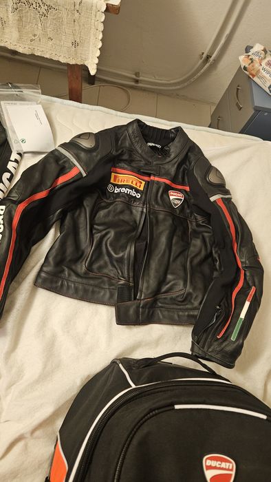Екипировка Dainese Ducati AGV Pista