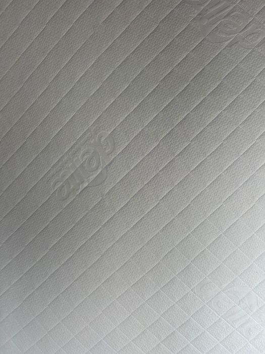 Saltea 180x200 groasă calitativă