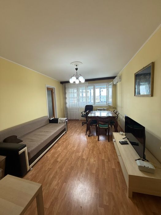 Apartament 3 camere decomandat - Șoseaua Colentina, vis-à-vis de Școala 39