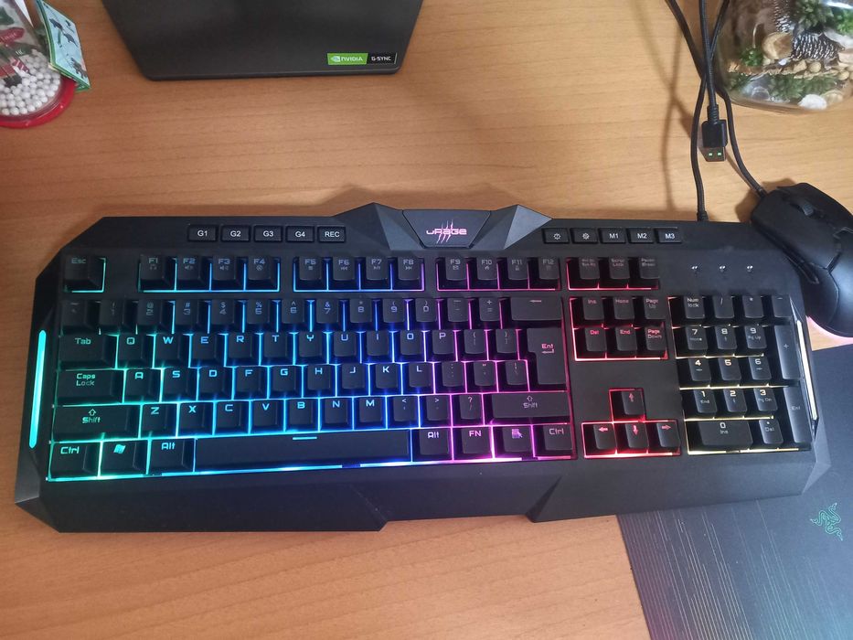 Геймърска клавиатура Hama uRage Exodus 700