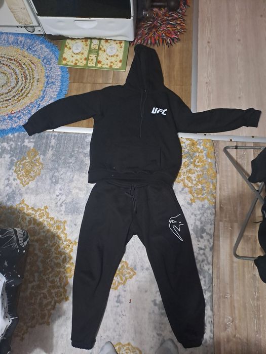 Екип Венъм tracksuit venum