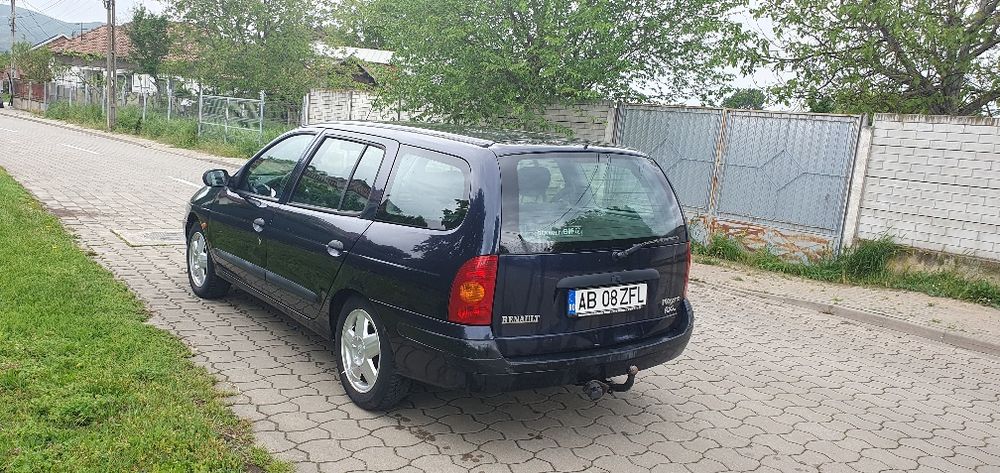 RENAULT Megane 2001 — imagine 4