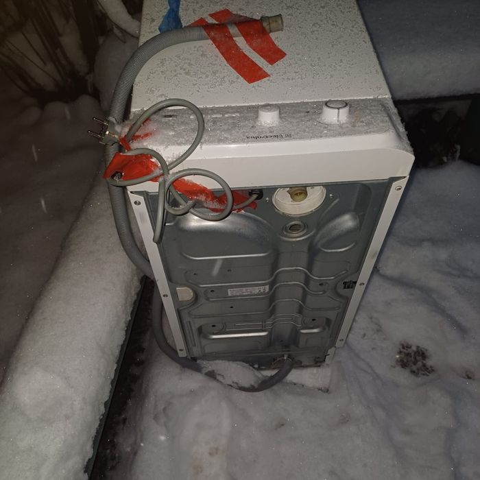 Продам стиральную машинку