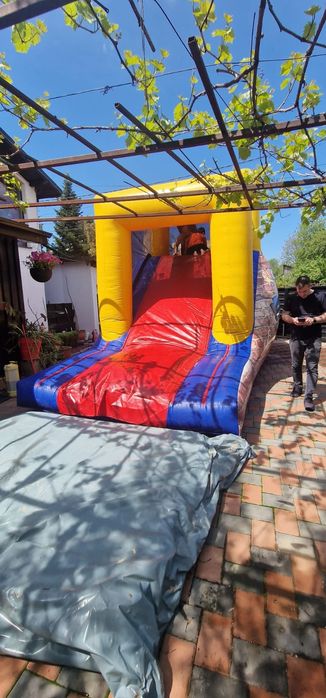 Vând Toboga/Topogan Și Saltele Gonflabile