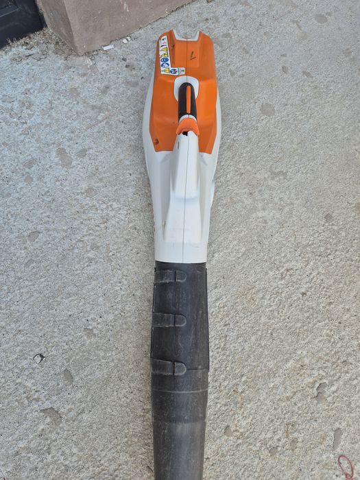 Suflantă Stihl BGA 86 pe baterie