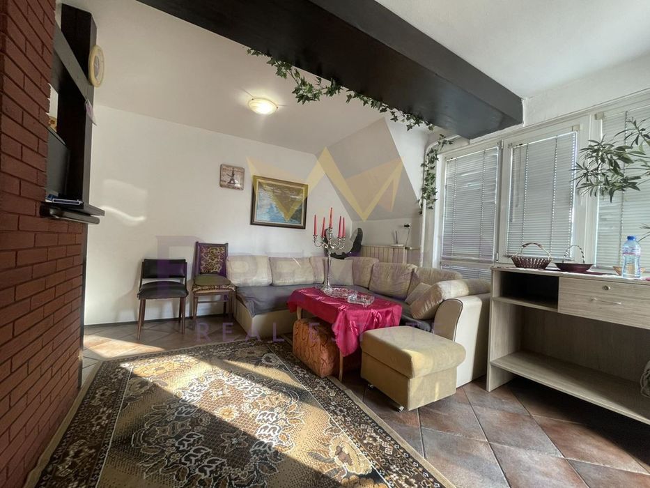 Дава се под наем Тристаен апартамент в Варна, Център - 70 кв.м за 459 € - Снимка #5