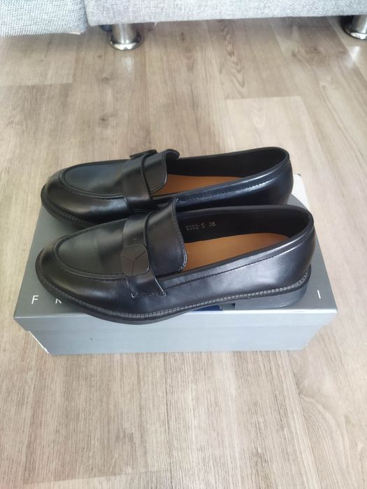 Продам туфли 36 размер